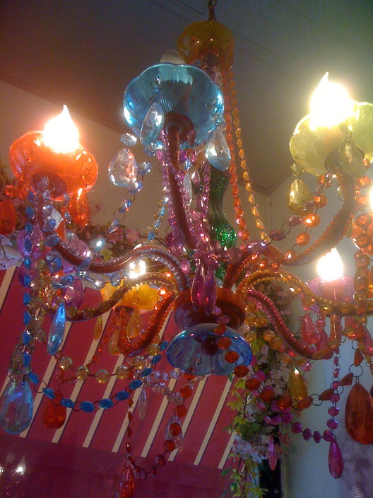 2011_05_27_Awesome_colored_glass_chandelier-Luckys_Saugerties