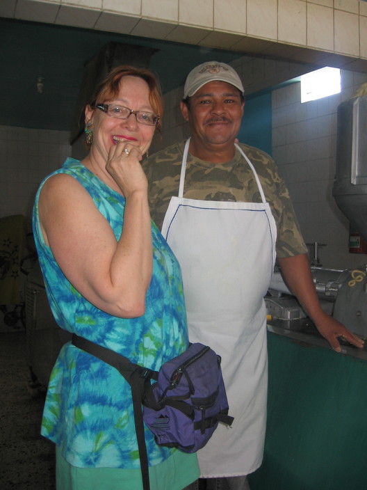 2011_07_19_Verena_eduardo_at_Tortilleria_Mexico